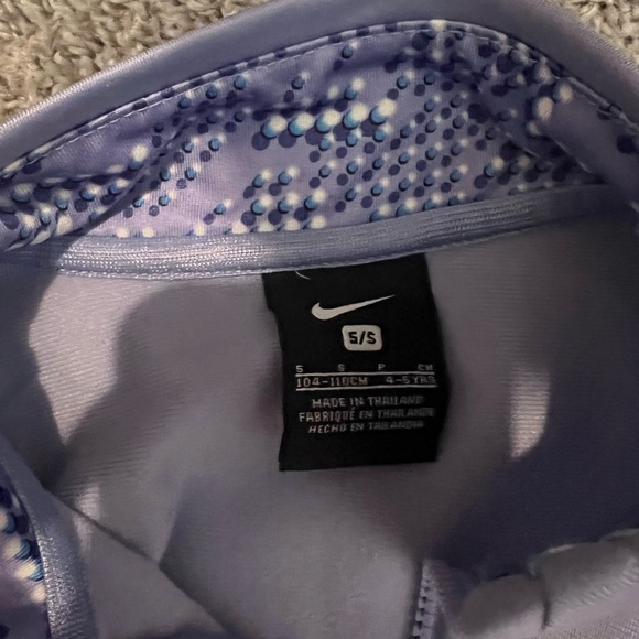 Nike outfit - Picture 4 of 6